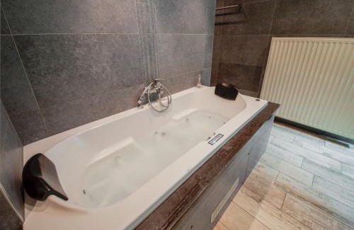 Walk House | Spa Cottage in Fagnes