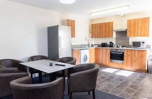 Cheltenham Apartment | Spa Court
