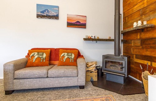 National Park Village House | Spa Pool Serenity - National Park Holiday Home
