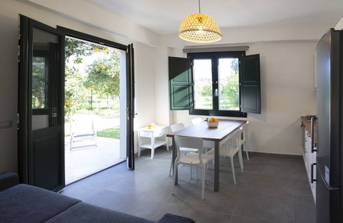 Lascari House | Spa Suite Villa dell'Eden C unit 2 with 5 beds, Cir 19082044C217077