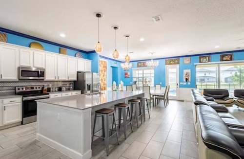 Kissimmee House | SPACE - WONDER - SPORTS - SAFARI QUADRUPLE LISTING, sleeps 156