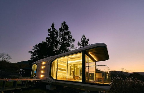 Yufu RV Rental | Spaceship SPACE VESSEL under construction Trial p/Yufu City Ōita