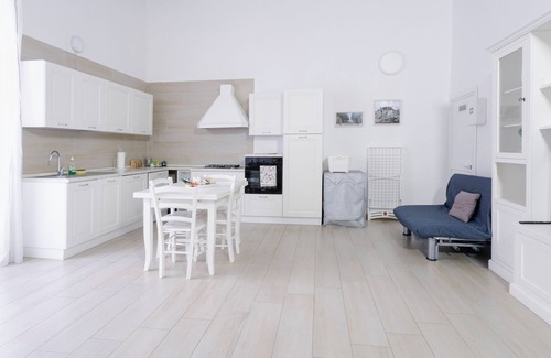 Santa Maria Capua Vetere House | Spacious Loft with Park View - Cozy Retreat in the City Center