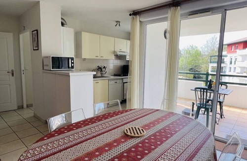 Cambo-les-Bains Apartment | Spacious 1-BR Apartment with Pool Access in Cambo-les-Bains, Sleeps 3