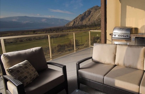 Okanagan-Similkameen House | Spacious 2-Bedroom Condo with Incredible Views in Osoyoos
