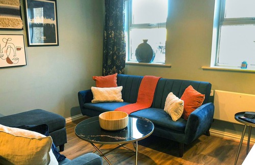 Oxford Apartment | Spacious 2 Bedroom Flat with Free Parking