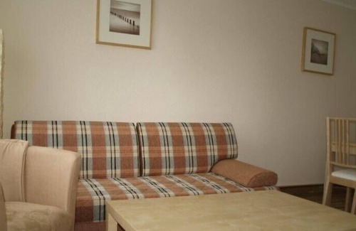 Horumersiel Apartment | Spacious 2 room apartment, quiet central location, 5 minutes to the beach