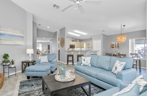 San Carlos Park Condo | Spacious 2BR, 2BA- Condo in private gated community over looking golf course!