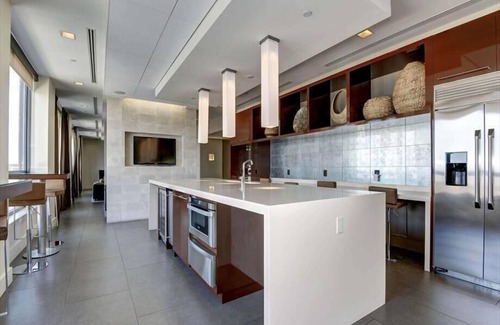 Aurora Highlands Apartment | Spacious 2BR Apt | Work Desk + Internet | Pentagon City