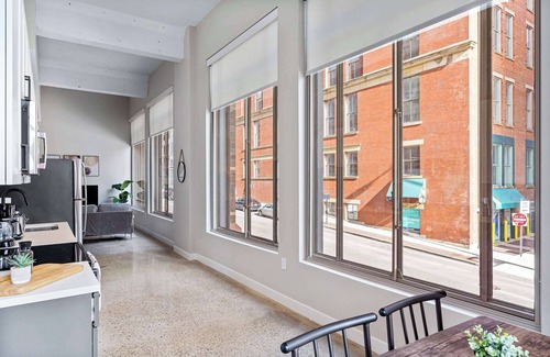 Downtown Cincinnati Apartment | Spacious 2BR CozySuites | OTR Downtown #07
