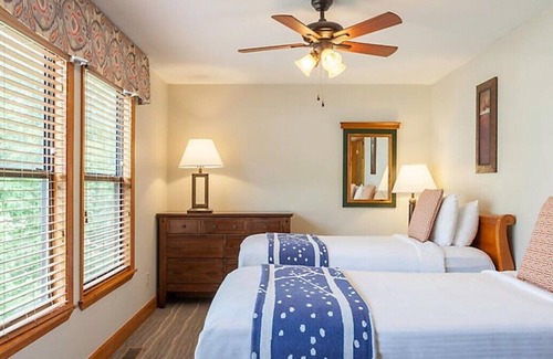 Gatlinburg Resort | Spacious 2BR Townhome at MountainLoft Gatlinburg