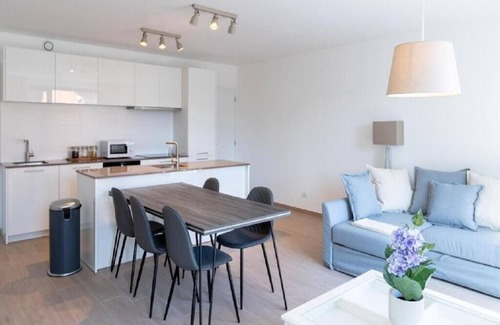 Klein-Antwerpen Apartment | Spacious 2BR walk to Diamond District Jacob