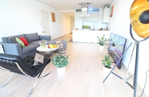 Gallus Apartment | Spacious 3-bedroom apartment with WiFi, AC in enjoyable Frankfurt am Main