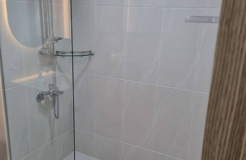 Dunsan-dong Apartment | Spacious 3-bedroom apartment with AC, WiFi in charming Daejeon