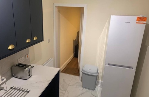 Welford House | Spacious 3-Bedroom Terrace House with in Clarendon Park Leicester