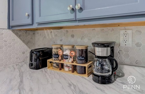 Cooper-Young Historic District House | Spacious 3-in-1 Vintage Brick Escape