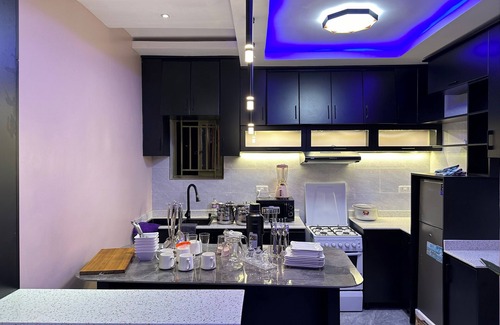 Gitarama Apartment | Spacious 3BDR Flat in Vibrant Kigali City/Free Parking + WiFi/Nice Mountain View