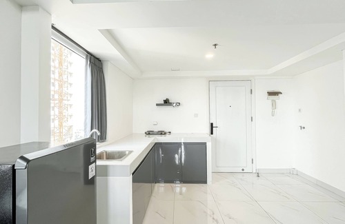 Tangerang Apartment | Spacious 3Br At Kingland Avenue Apartment