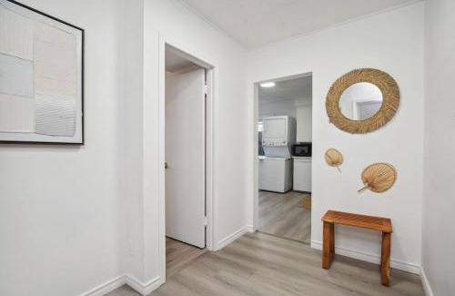 Arbutus Ridge Apartment | Spacious 3BR Family Home with Yard and Street Parking for 8