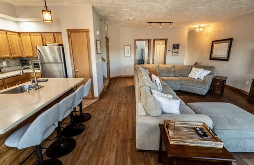 Seven Springs Condo | Spacious 4 Bed 4 Bath Condo at Seven Springs