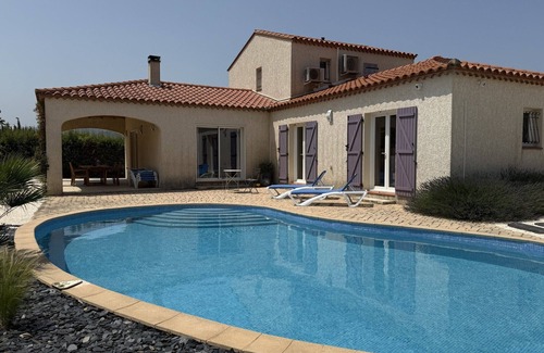 Vinca Villa | Spacious 4 Bed Villa with Private Pool, Air Conditioning and Mountain Views