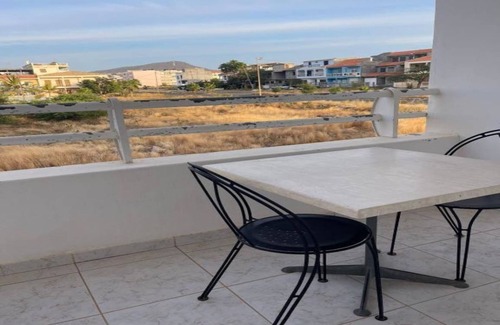 Tarrafal Apartment | Spacious 4-bedroom apartment in serene Tarrafal with WiFi