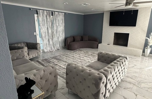 Centennial Hills House | Spacious 4- bedroom can sleep up to 22 - entertaining Game room