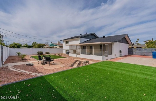 Tempe House | Spacious 4-bedroom Full New Remodeled Tempe House Near ASU & Airport