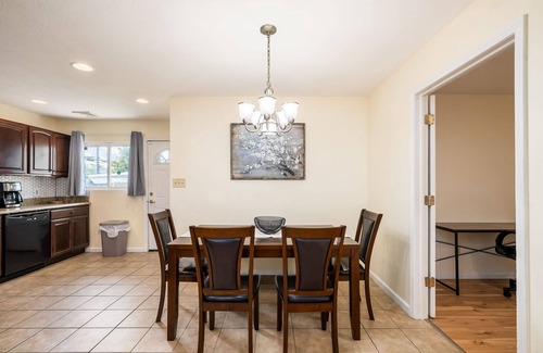 Old North Columbus House | Spacious 4-bedroom house with great amenities in enjoyable Columbus