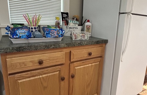 Lakeview House | Spacious 4-bedroom house with 3 patios at Indian Lake. Enjoy your stay!