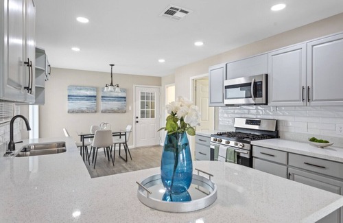 Spring Branch West House | Spacious 4-bedroom house in Prime Location!