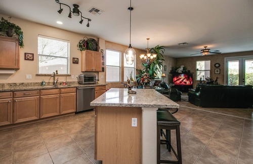 Deer Valley House | Spacious 4-bedroom house in North Phoenix with Mountain Views and Huge Game room