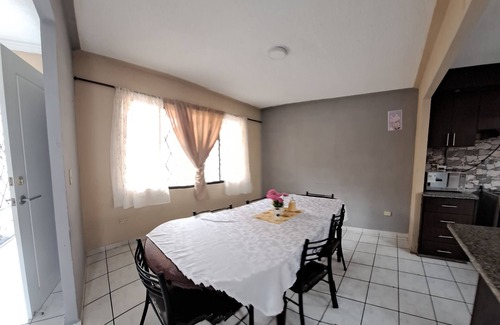 Cuenca House | Spacious 4-bedroom house in peaceful Azuay with WiFi