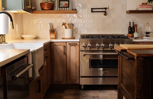 Wilson House | Spacious 4-bedroom house in charming Wilson with AC, WiFi