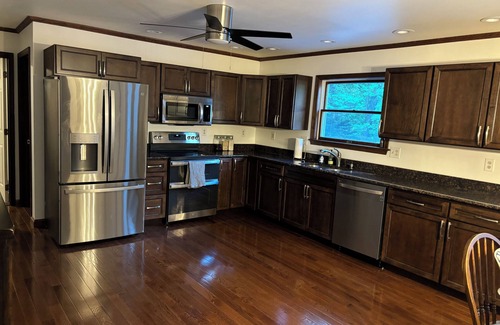 Treasure Lake House | Spacious 4-bedroom lakehouse with plenty of room for the group to enjoy the lake