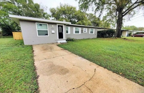 Cedar Hills House | Spacious 4 bedroom home with outdoor space!