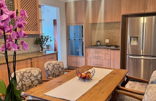 Krugersdorp House | Spacious 4-bedroom luxurious house in upmarket suburb of Krugersdorp.