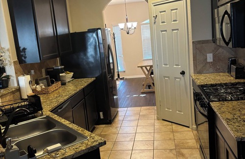 Barker House | Spacious 4BR/2.5bath/Game RM/Pet Friendly house- Extended Stays Welcome