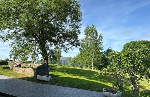 Riotuerto Cottage | Spacious 5-bedroom cottage in wonderful Riotuerto with WiFi