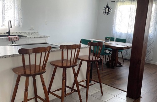 Welland House | Spacious 5-bedroom house, near attractions