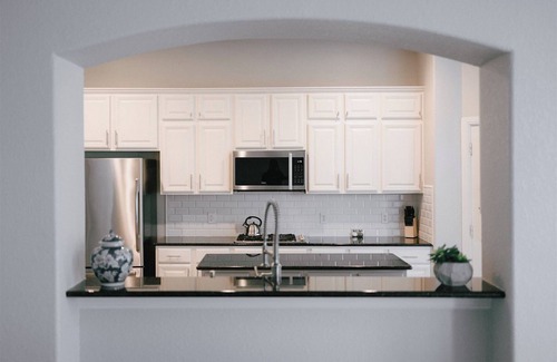 Barker House | Spacious 5-bedroom house with WiFi and AC in fabulous Houston