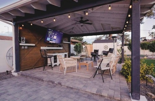 Lehi House | Spacious 5-bedroom house in charming Mesa with AC