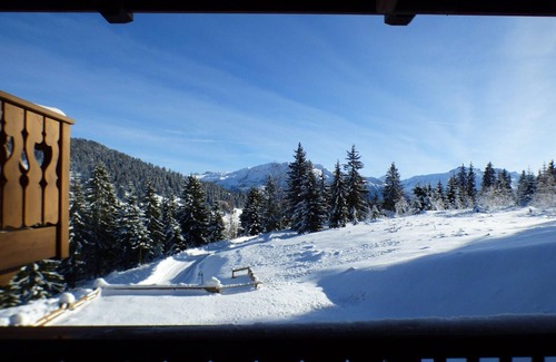 Les Saisies Apartment | Spacious 5-Room Apartment in Les Saisies for 8, with Balcony and Garage