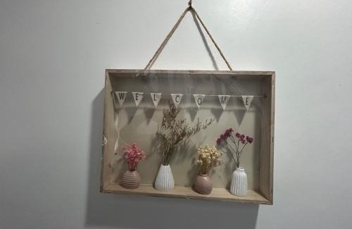 Erdington House | Spacious 6-Bedroom Home Erdington Free Parking for 3-Vans 3-Showers 4-WCs Near M6 J6 City Centre Airport NEC Contractors Groups & Long Stay