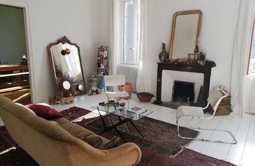 Cahors Apartment | Spacious and bright 163m2 apartment restored with cachet City Center