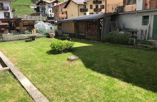 Siror (tn) Apartment | Spacious and bright attic room