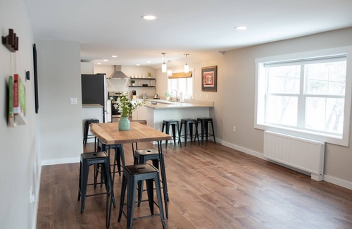 Ellsworth Apartment | Spacious and Bright Downtown APT with River View