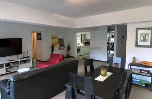 Baruta Apartment | Spacious and comfortable 3-bedroom quiet apartment in La Tahona, Caracas.