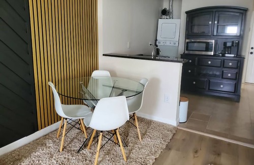 Bowie Apartment | Spacious and comfortable studio with Amazing amenities and pet-friendly