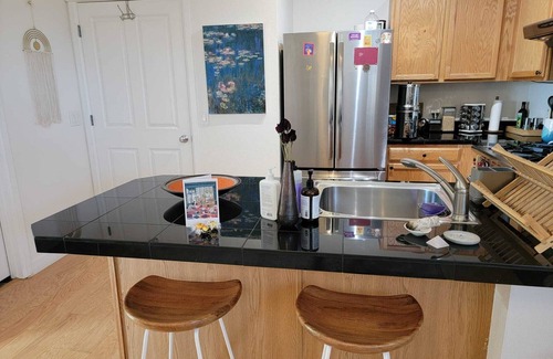 Glenwood Grove - North Iris Condo | Spacious and peaceful 1-bedroom condo in charming Boulder with WiFi, AC